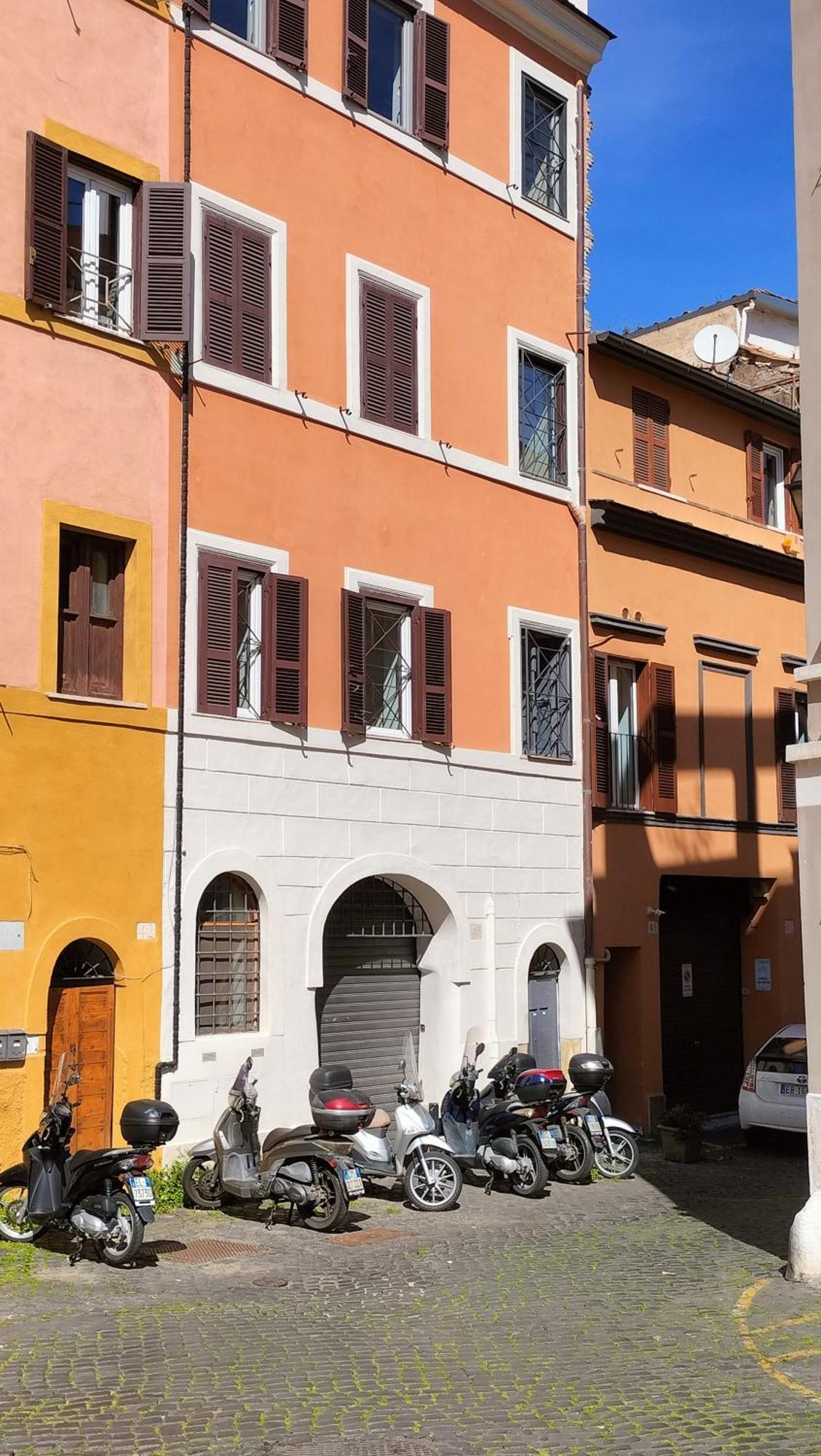 Benedetta Trastevere * Rome